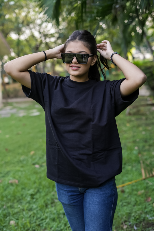 Plain Black Ultra Soft Oversized Plain Black THICK T-shirt (Unisex))